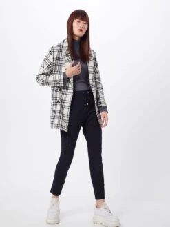 MAC Pantalons Slimfit Broek Future 2.0 Dames Zwart -Mac 1cbdf589a6fe14ec70d9f8e864a65de8