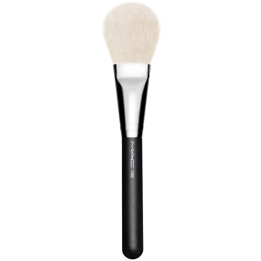 #135S Large Flat Powder Brush 3 #135S Large Flat Powder Brush