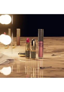 MAC Whitney Houston Lipstick Limited Edition - Lippenstift - Nippy'S Feisty Red -Mac 2d37b3ac1c22401faaf197369edf7def