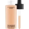 MAC Studio Waterweight Spf30 Foundation - Foundation - Nc35