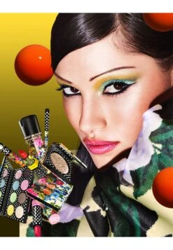 MAC Split-Pan Blush Richard Quinn Edition - Rouge - N/A 17 MAC Split-Pan Blush Richard Quinn Edition - Rouge - N/A -Mac 577ce5cf77404b0b96ebc8cf6c74cd31