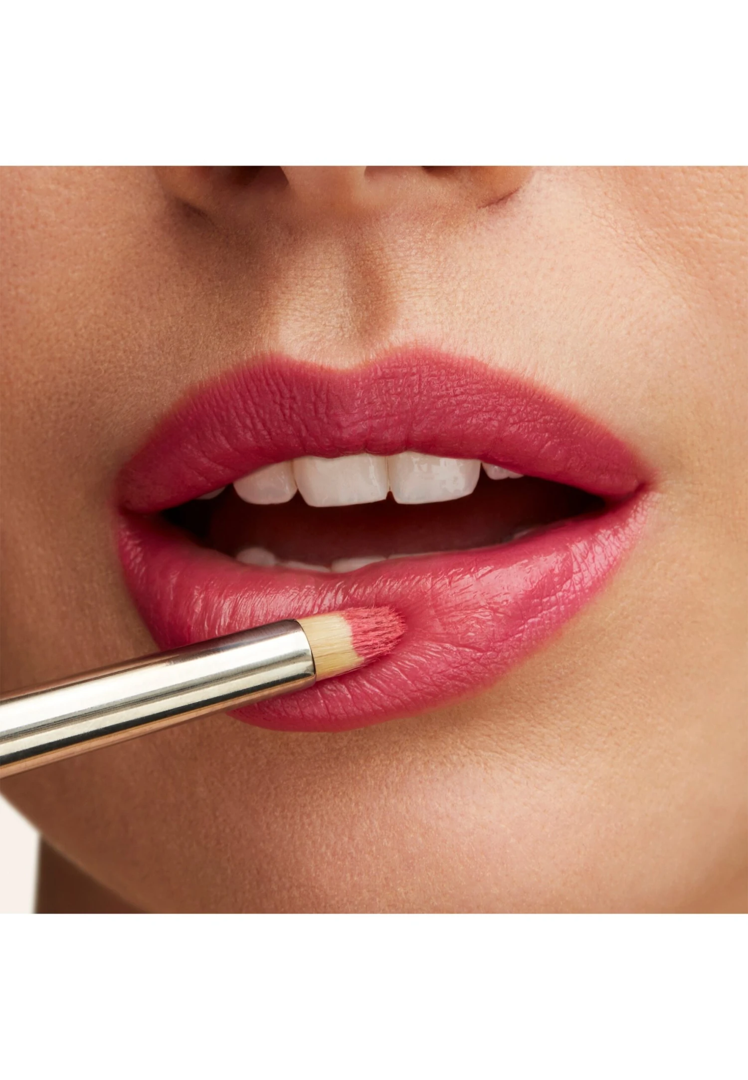 MAC Lustreglass Lipstick - Lippenstift - Pout Of Control 4 MAC Lustreglass Lipstick - Lippenstift - Pout Of Control - Afbeelding 2