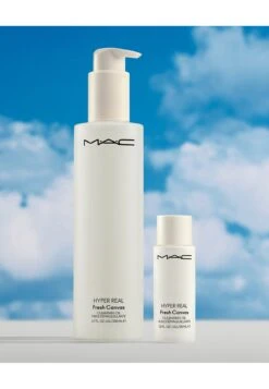 MAC Hyper Real Fresh Canvas Cleansing Oil - Gezichtsreiniger - N/A -Mac 63750ad41bdf42dc9d66f7301349ad11