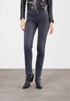 Slim Fit Jeans - Black