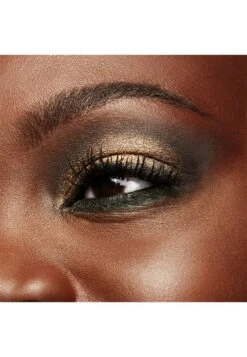 MAC Pro Longwear Paint Pot - Oogschaduw - Born To Beam -Mac 72b245744fd24ae3a5749edf9083295c