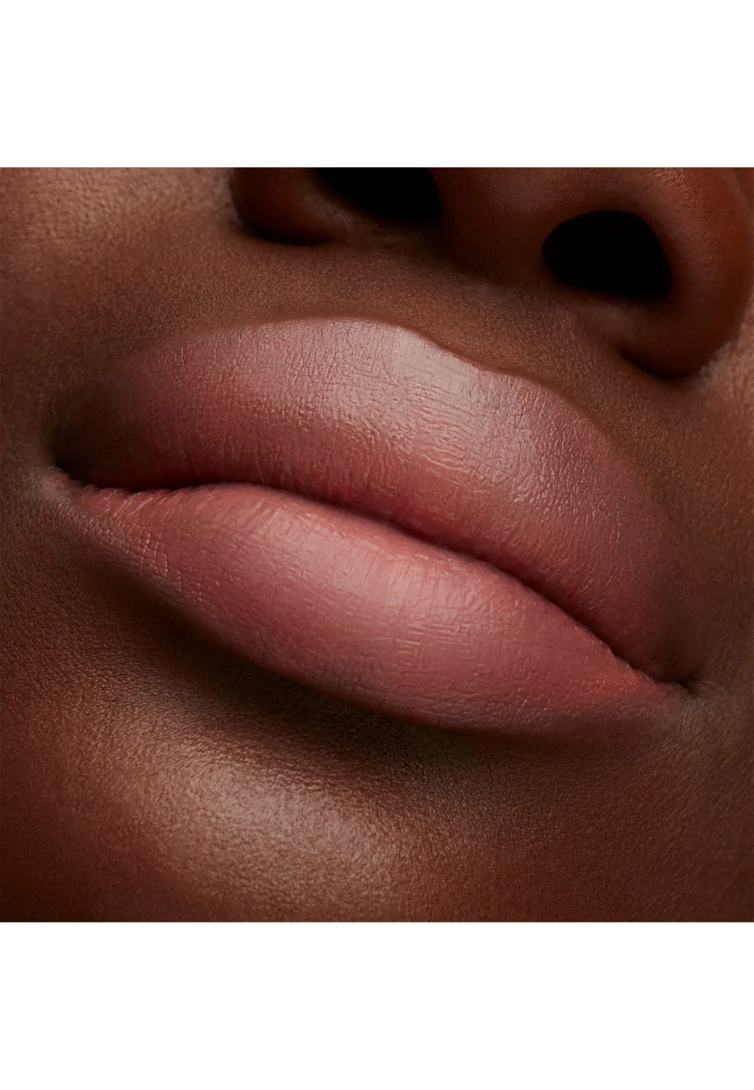 MAC Lustreglass Lipstick - Lippenstift - Hug Me 6 MAC Lustreglass Lipstick - Lippenstift - Hug Me - Afbeelding 4