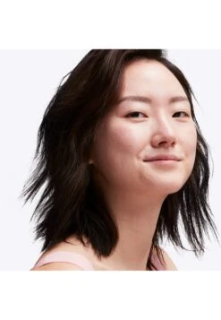 MAC Studio Radience Face & Body Radient Sheer Foundation - Foundation - N1 -Mac 7ba97514ed93409abd3c89ac61074470