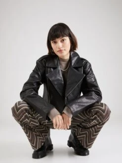 MAC Pantalons Bootcut Broek Dames Bruin 11 MAC Pantalons Bootcut Broek Dames Bruin -Mac 7c3e4f0b42102e496f2cc27058f3d4a1