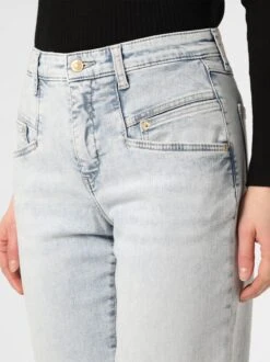 MAC Mom Jeans Tapered Jeans Rich Carrot Dames Blauw -Mac 89a1ca51709f022b696be8f38ede4444