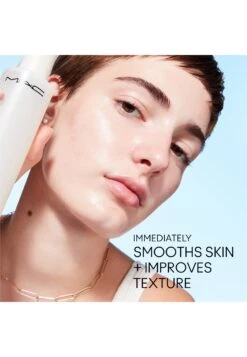 MAC Hyper Real Fresh Canvas Cleansing Oil - Gezichtsreiniger - N/A -Mac 8a7e44dd87d44eebbdc2e7f614641421