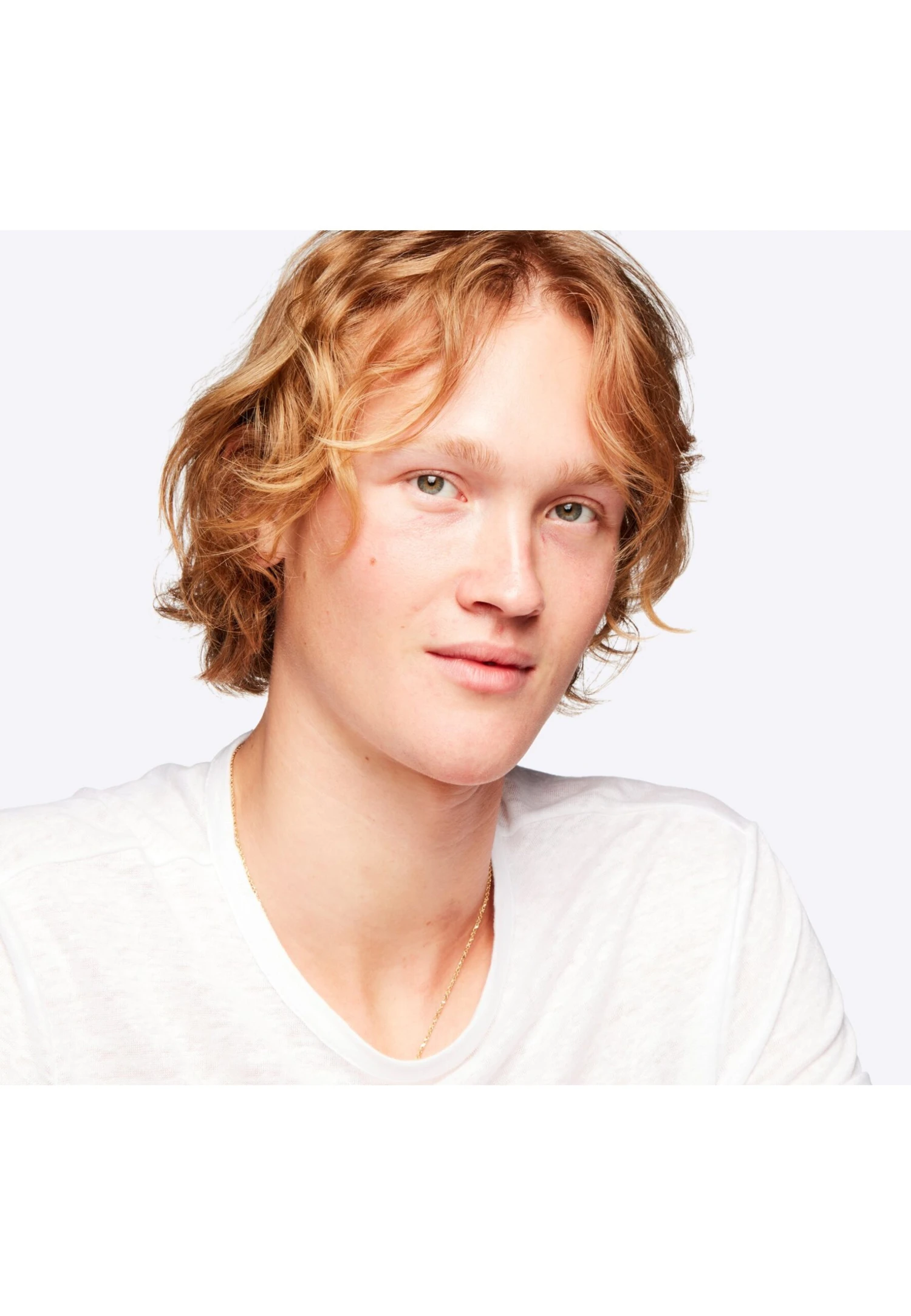 MAC Studio Radience Face & Body Radient Sheer Foundation - Foundation - W3 5 MAC Studio Radience Face & Body Radient Sheer Foundation - Foundation - W3 - Afbeelding 3