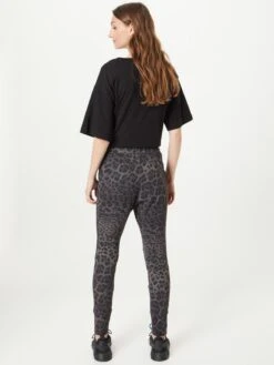 MAC Pantalons Slimfit Broek Future Dames Grijs / Antraciet 10 MAC Pantalons Slimfit Broek Future Dames Grijs / Antraciet -Mac a064117112a3aa4b80f035f21b86d536