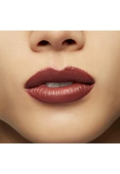 MAC Love Me Liquid Lipcolour - Vloeibare Lippenstift - Coffee & Cigs -Mac c028b9e625ba49668a26de2da2a8fac2