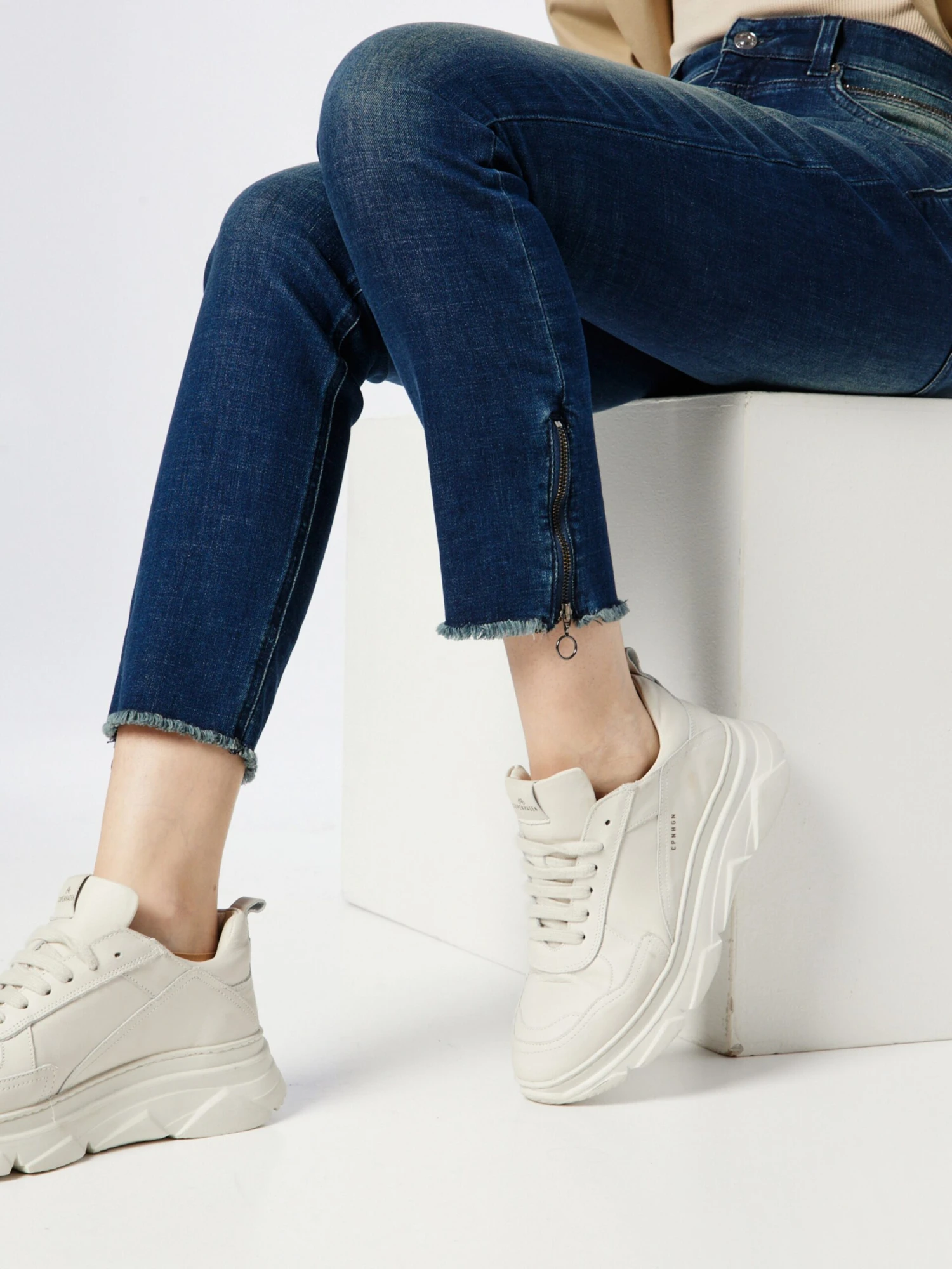 MAC Jeans Slimfit Jeans RICH Dames Blauw 4 MAC Jeans Slimfit Jeans RICH Dames Blauw - Afbeelding 2