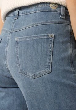 Dream- Straight Leg Jeans - Light Stone -Mac f6c732c1041a4f21a4e1e6b39d647d43